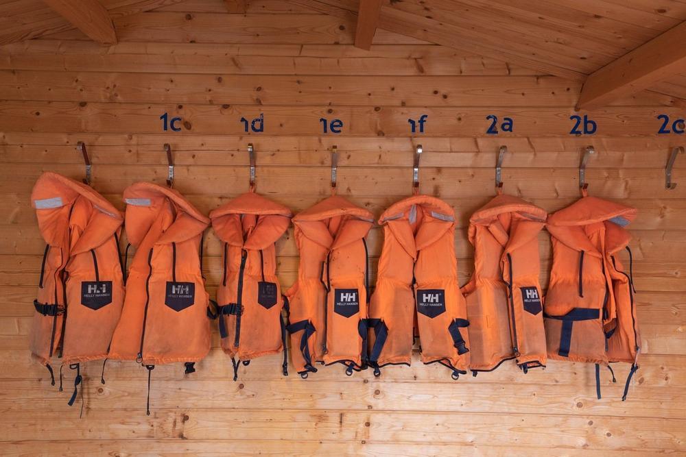 Regelungen und Vorschriften Schwimm- und Rettungswesten Schweiz