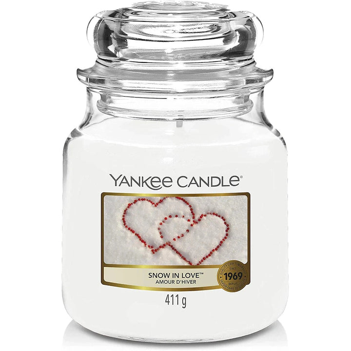 Yankee Candle Snow in Love Duftkerze - mittel (411g)